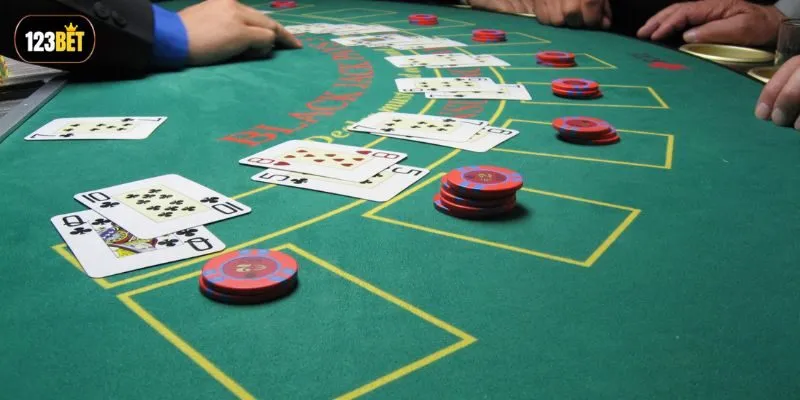 Bảng hướng dẫn cách tính điểm các lá bài cơ bản trong game bài Blackjack